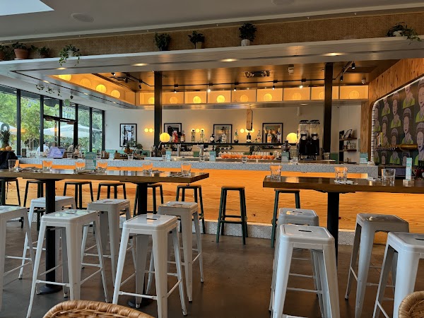 Citizen of Montrose – Restaurant, Bar & Cafe