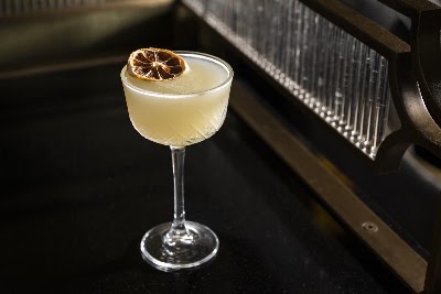 The Shanghai Bar photo 2