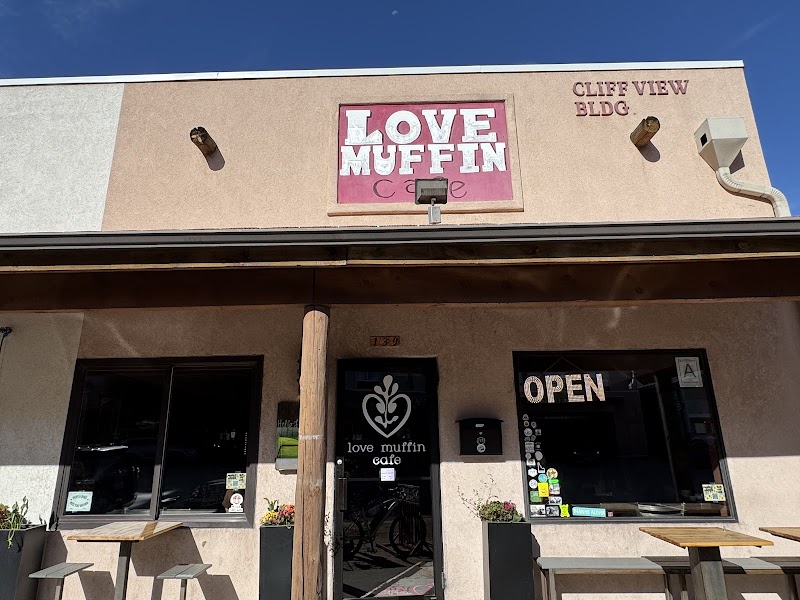 Love Muffin Cafe photo 3