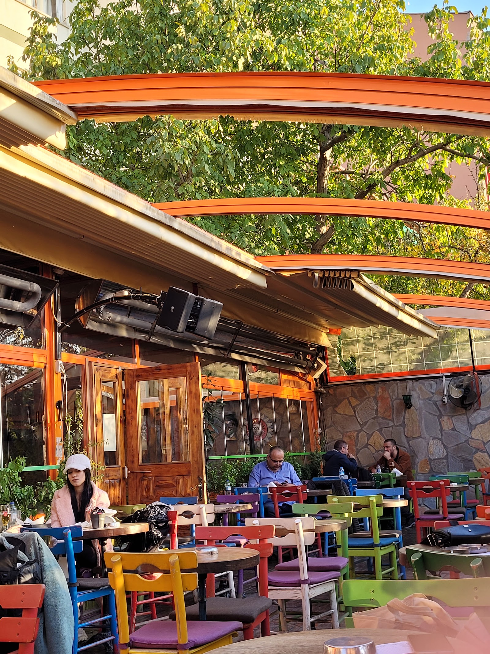 Zula Bar mekanı
