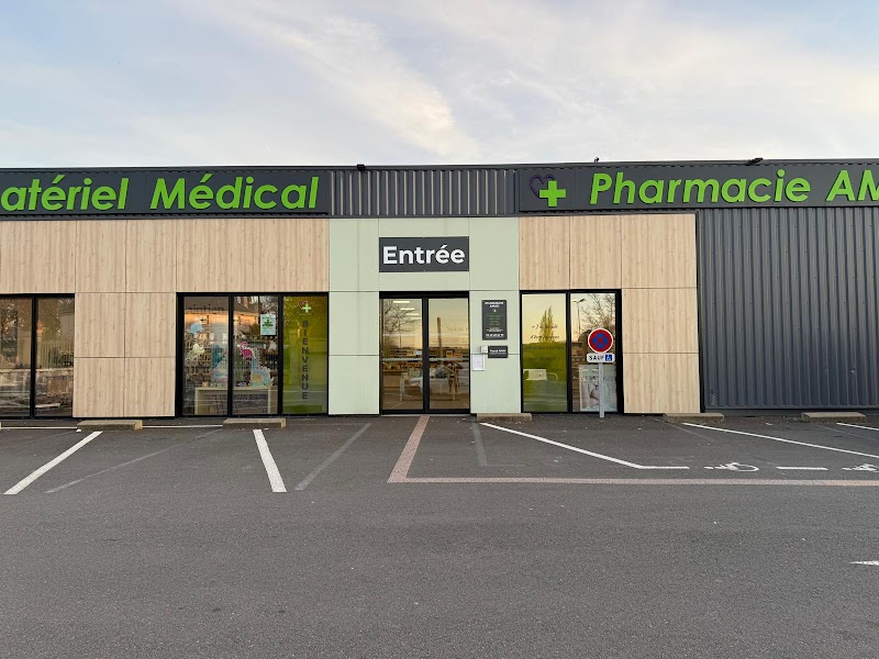 CUBESANTÉ® - Lussac-Les-Chateaux 86 I Médecine générale I Gynécologie I Cardiologie I Pédiatrie I Psychiatrie I Pneumologie