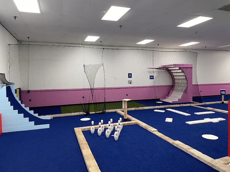 Mr. Putters Miniature Golf photo 6