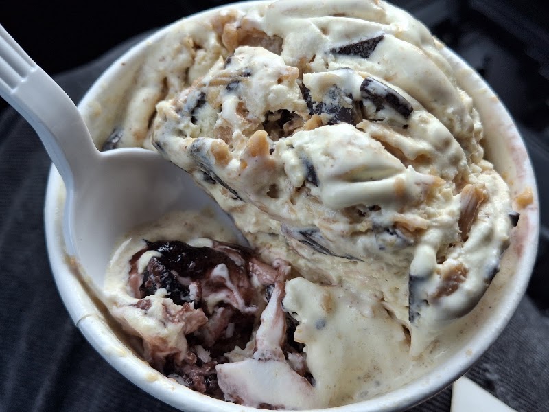Plasko's Farm Creamery & Cafe photo 3