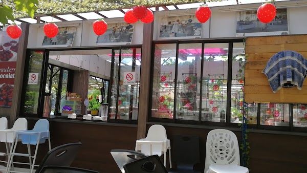 KHM Strawberries & Jam