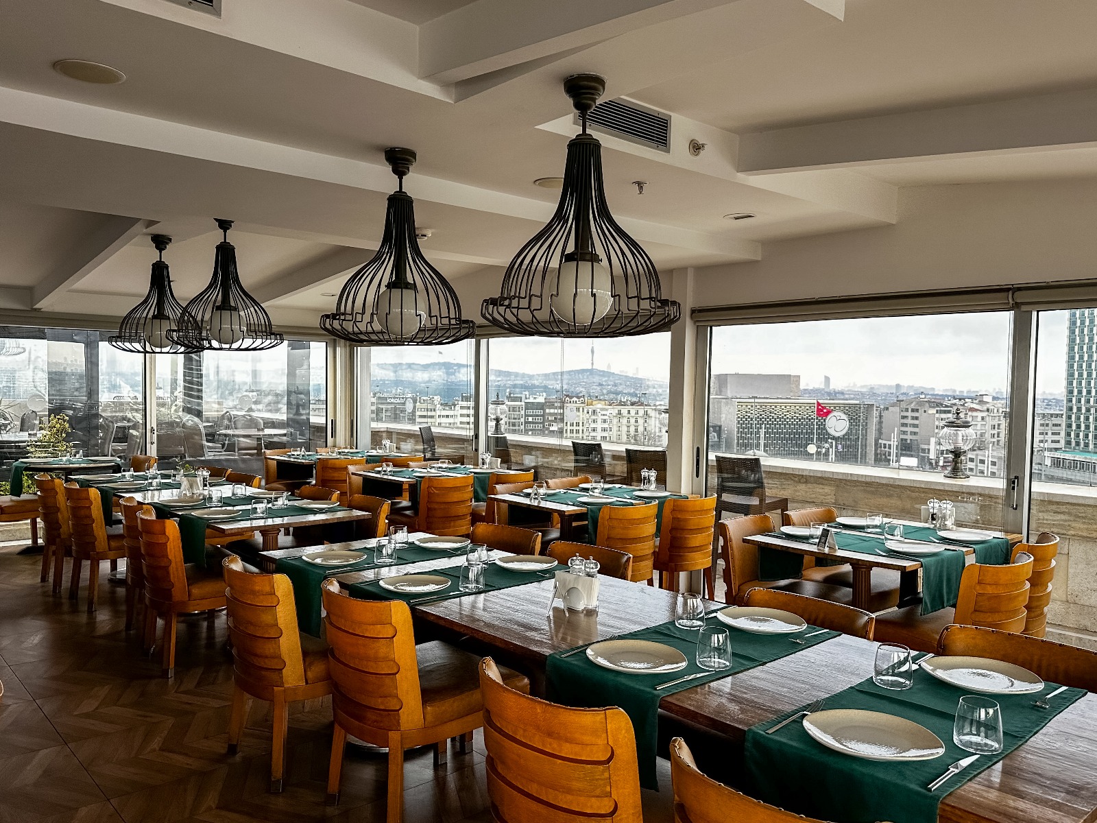 Gönen Rooftop Ocakbaşı Terrace Restaurant & Roof Bar mekanı