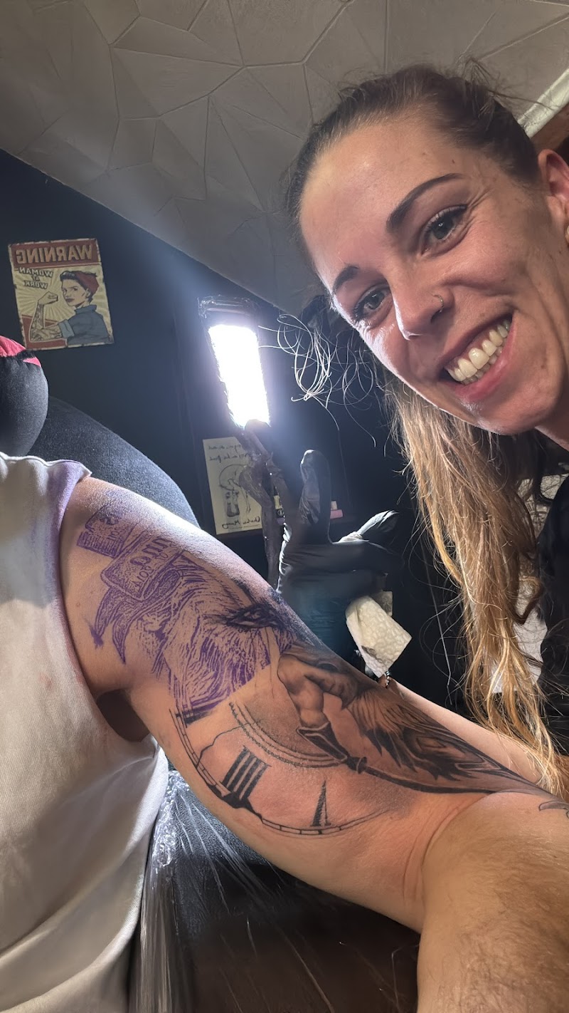 Iris Faber Tattoo & Piercing