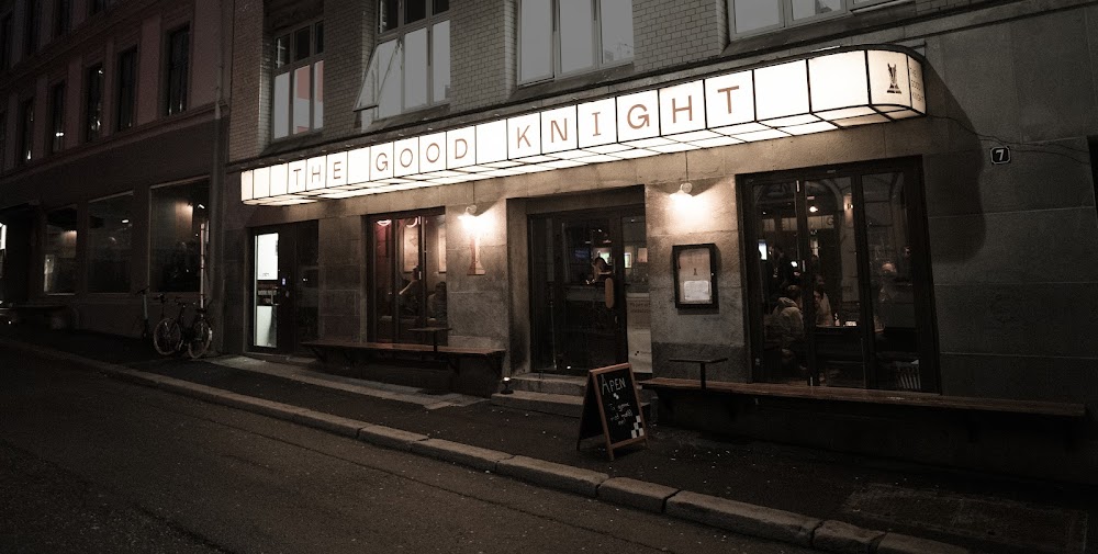 The Good Knight fotoğraf 1