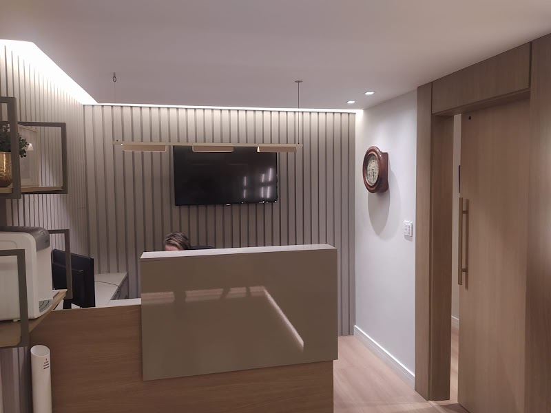 Implantes Dentários e Estética IPID - foto 2