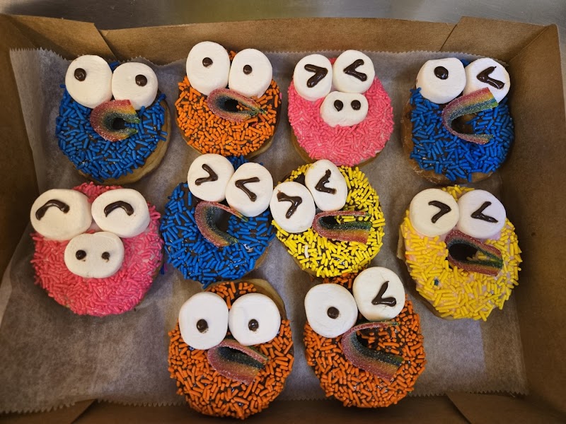 The Queen's Coffee & Donut cafe photo 3