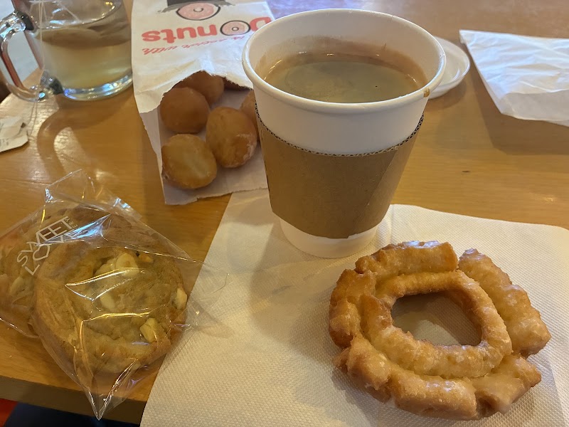 The Queen's Coffee & Donut cafe photo 4
