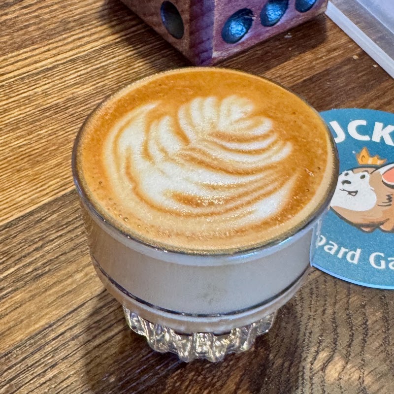Plucky's Cafe photo 4