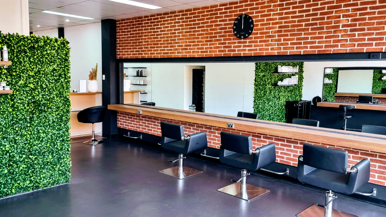 Sarah Jane Hair & Makeup photo 1