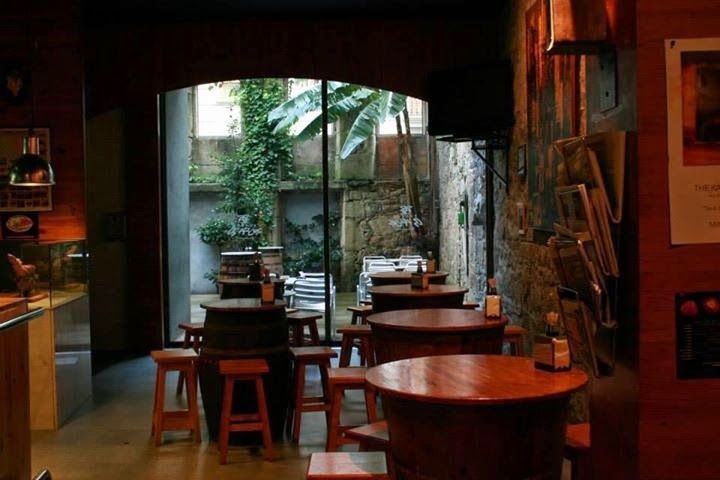 Bodega Os Arcos photo 1