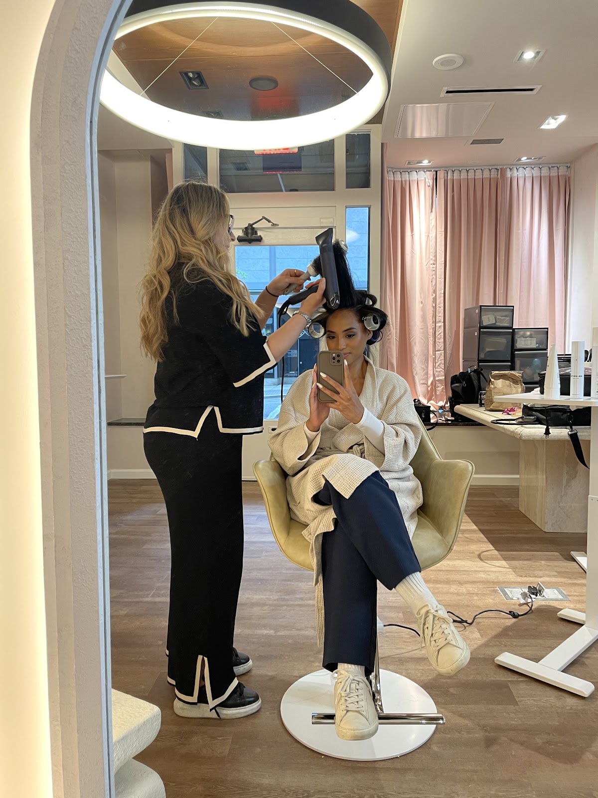 Seattle Beauty Boss Blowout Makeup Spray Tan: Google Places image 2