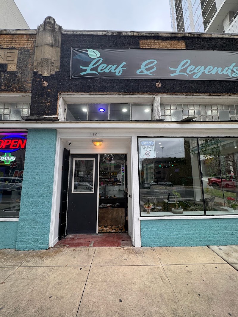 Video tour of Botanic Bliss Downtown retail environment