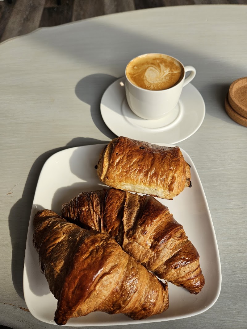 Loaf Artisan Bakery & Café photo 2