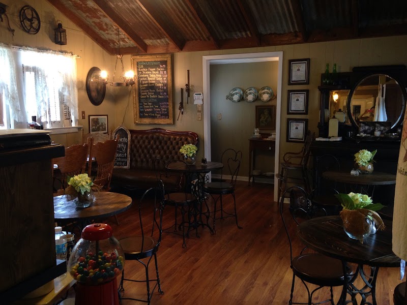 Cottage Couture photo 2