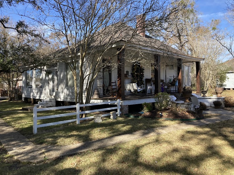 Cottage Couture photo 3