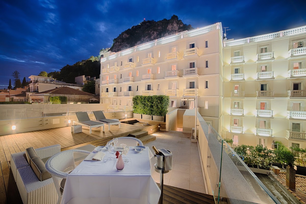 NH Collection Taormina, dog-friendly hotel in Taormina