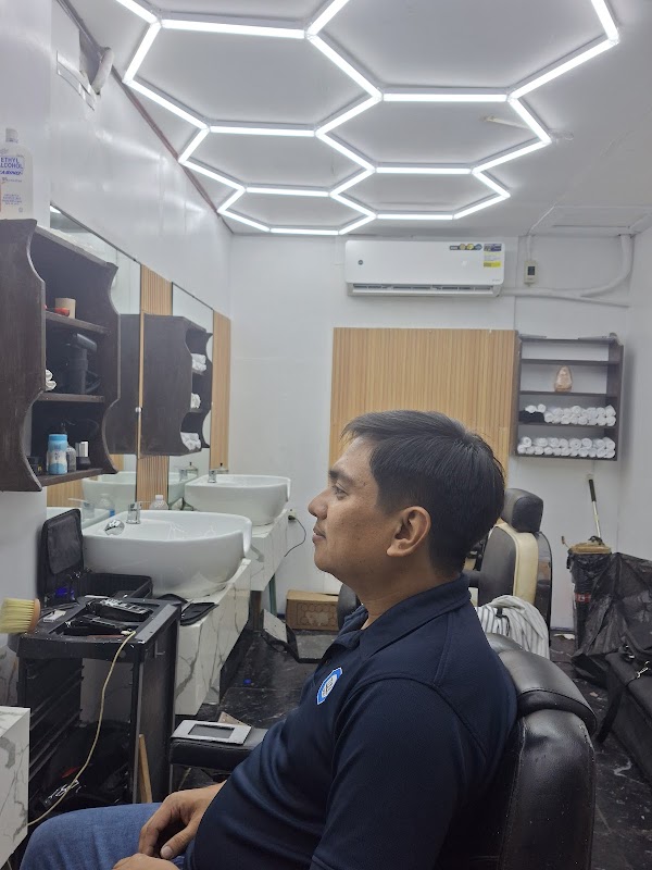 Headmaster Barber Lounge