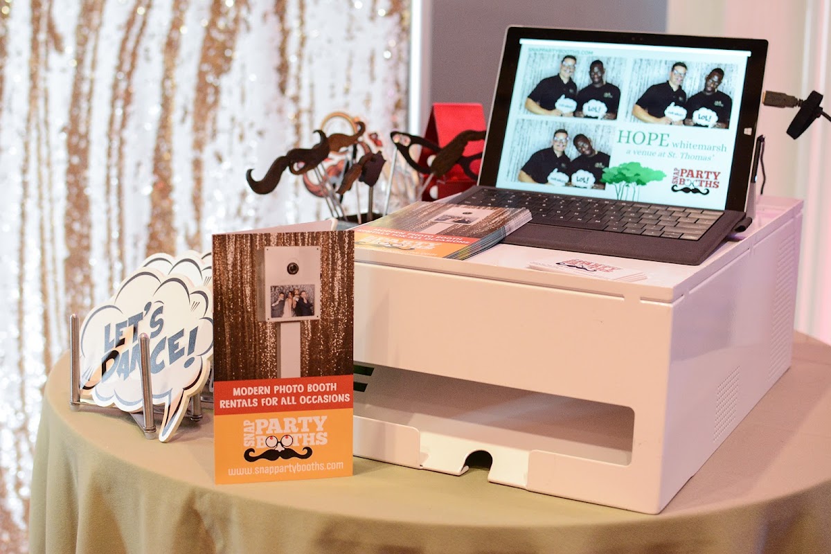Snap Party Booths: Google Places image 2