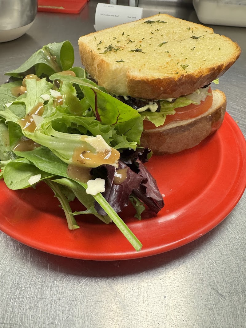 Misfit Island Cafe photo 4