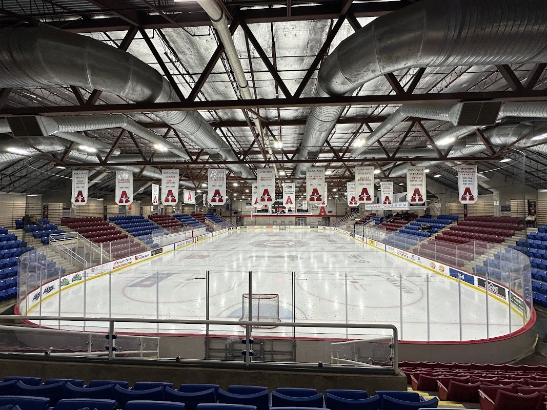 Acadia Arena exterior — Wolfville, Canada