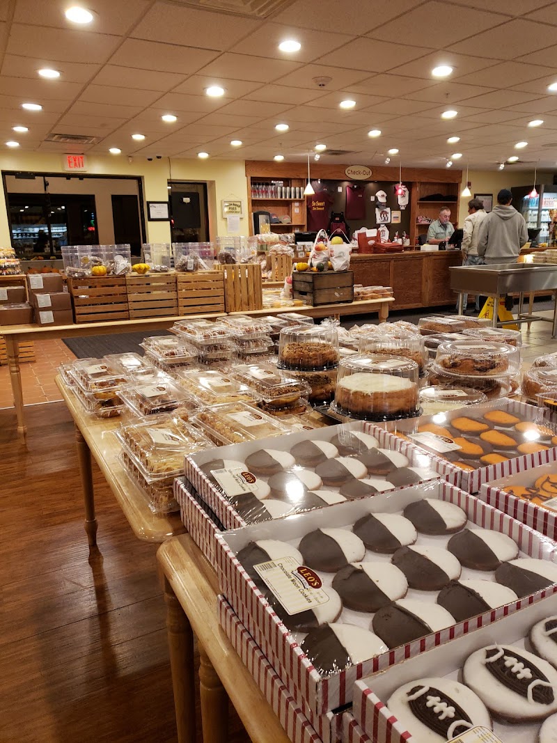 Leo's Bakery and Deli photo 1