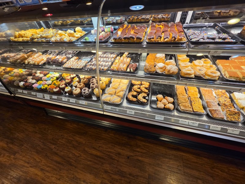 Leo's Bakery and Deli photo 2