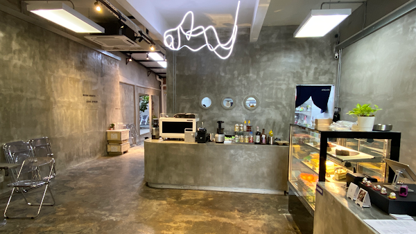 Chapter 6 Cafe - Photo 1