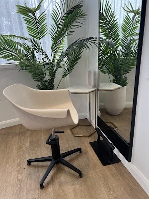 The Maxx Hair Studio