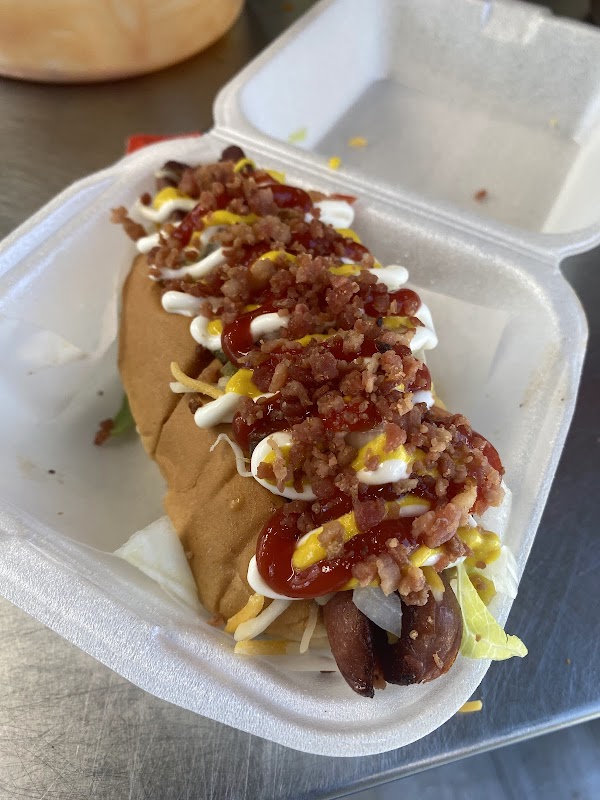 Da HotBox Burgers & Brats LLC