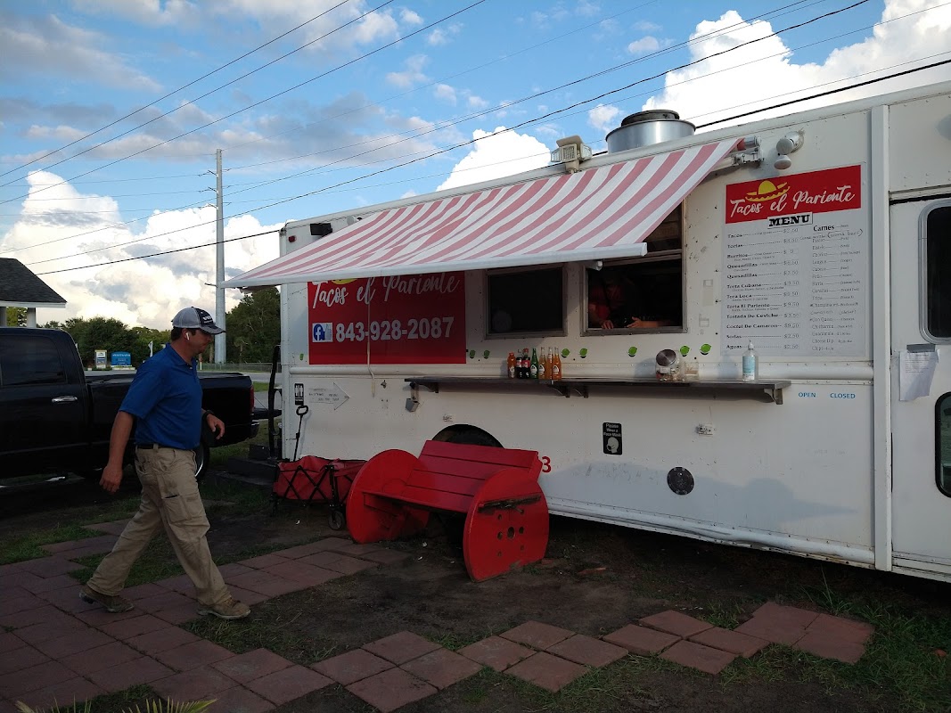 Tacos El Pariente photo 3