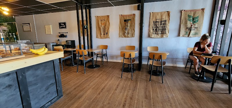 Daily Grind Coffee Bar photo 1