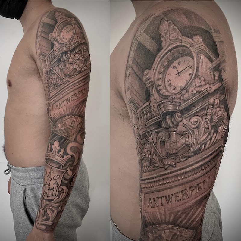 Golden Mirror Tattoo