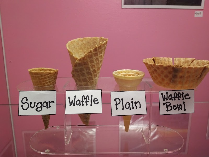 Suzy's Scoops (Ice Cream and Espresso) photo 2