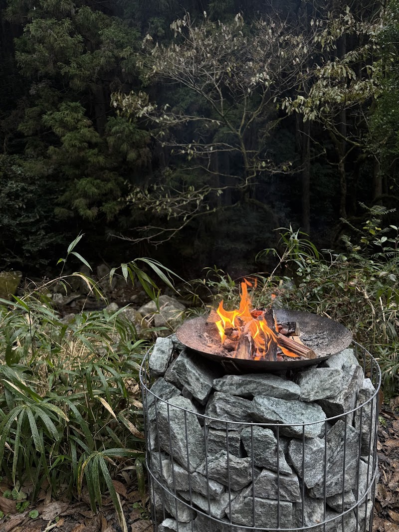 The Riverside Sauna 3