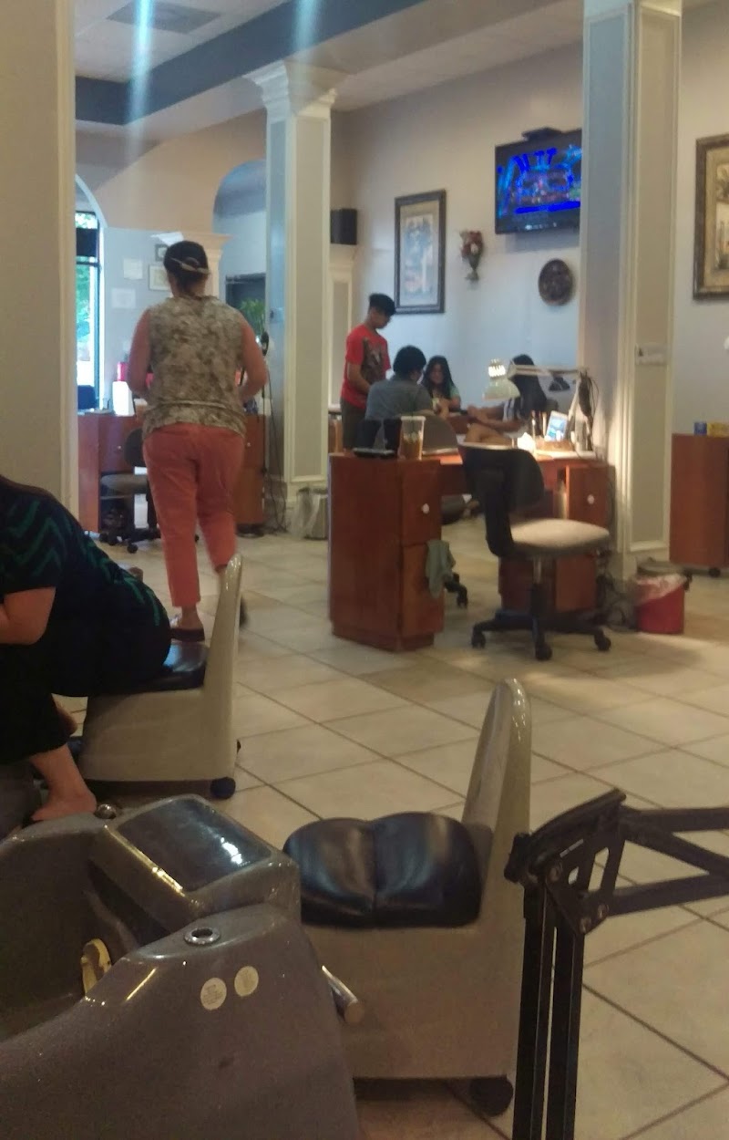 Body Serene Nails & Spa