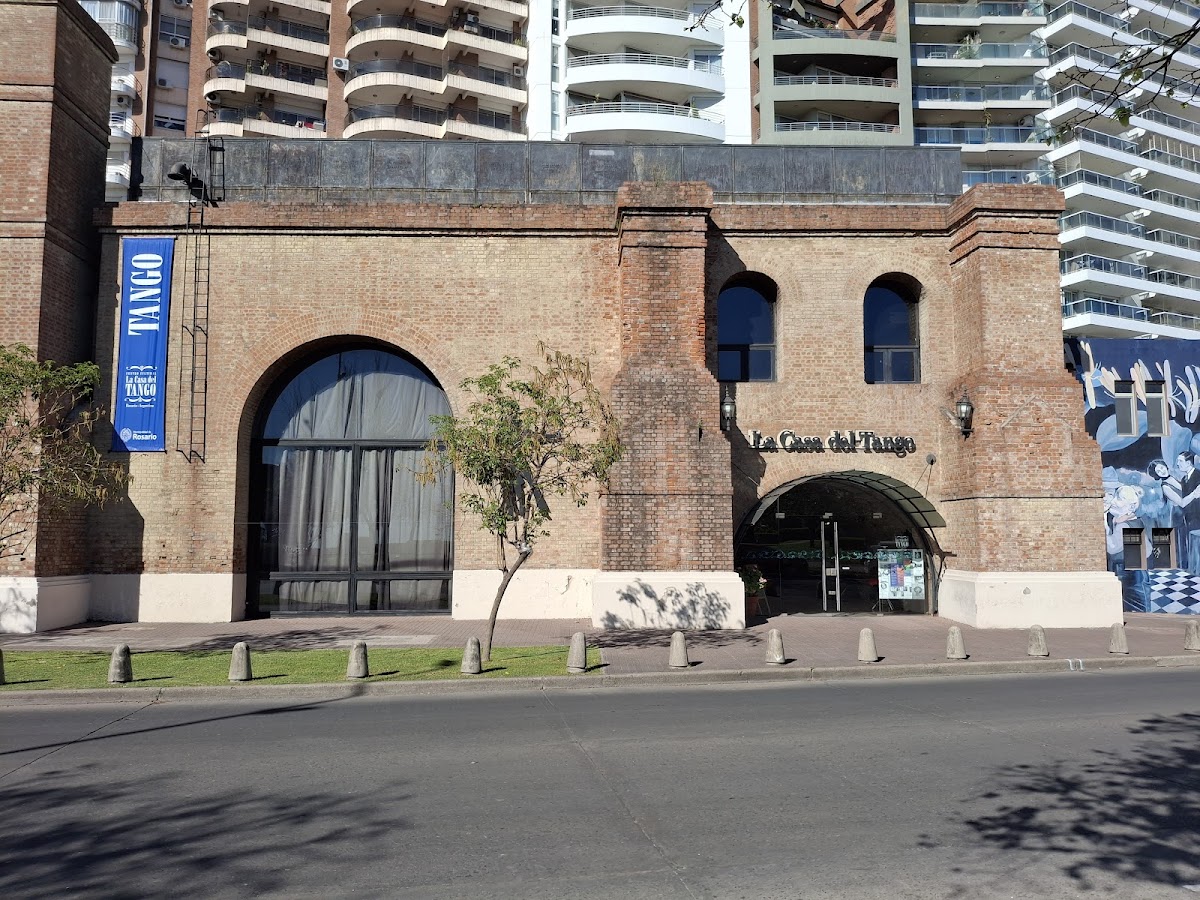 Múltiples sedes (Centro Cultural La Casa del Tango, Galpón 11, Teatro Municipal La Comedia, Calle Recreativa, Pista Victoria Colosio, Milongas Malena, La Casona, PerCanta, Nuevo Palais de Glace, Del Ovni y La Maga)