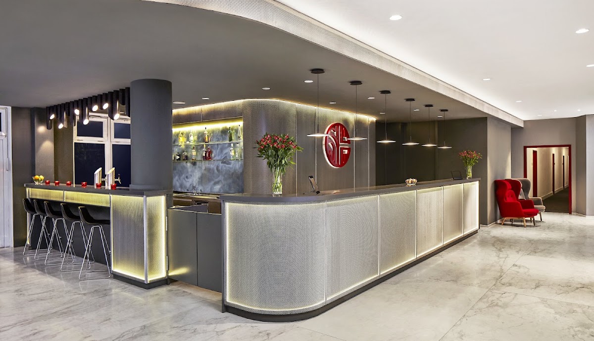 NH Collection Hamburg City, dog-friendly hotel, photo 3