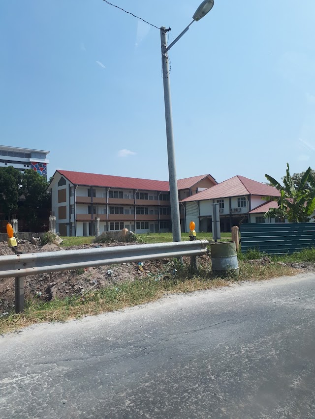 SJK(T) Mak Mandin photo 3