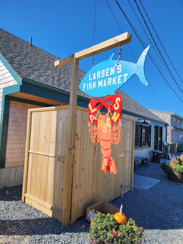 Larsen’s Fish Market
