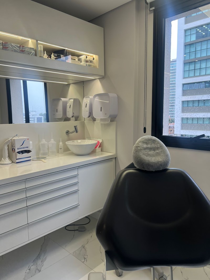 Dra. Sophia Goulart - Odontologia e Harmonização Facial