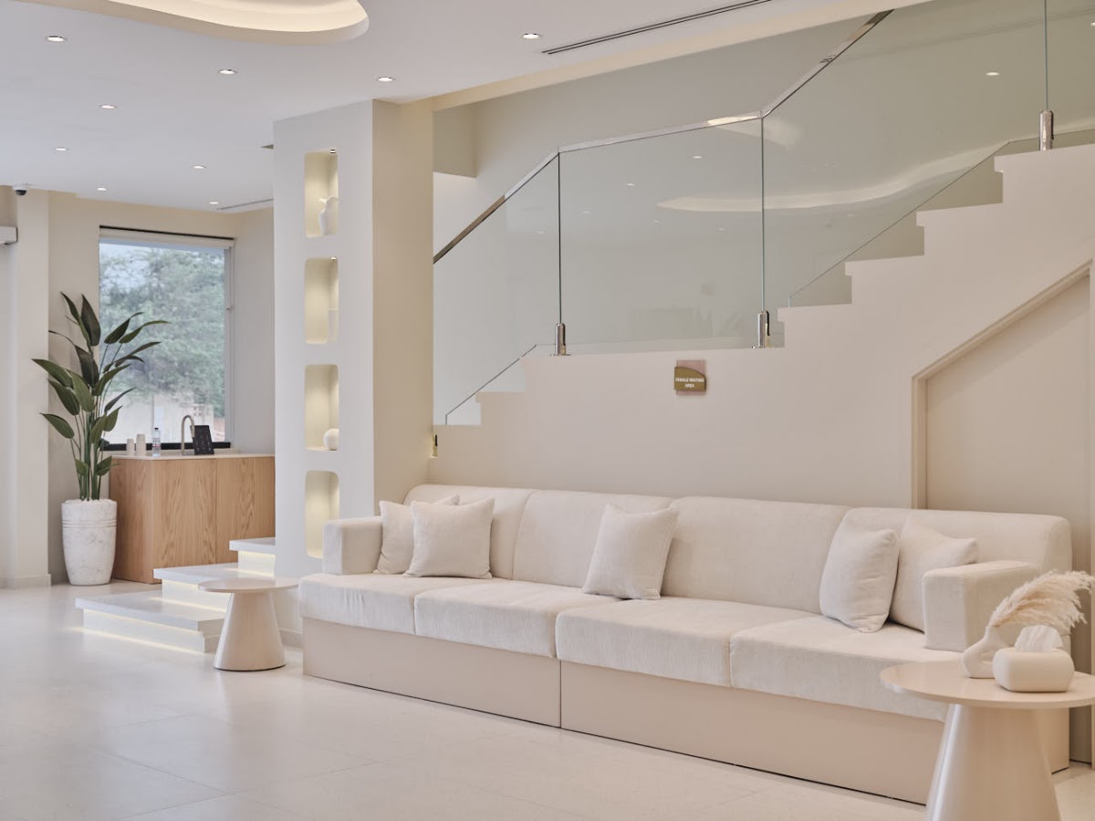 Pure Aesthetic Medical Centre 4