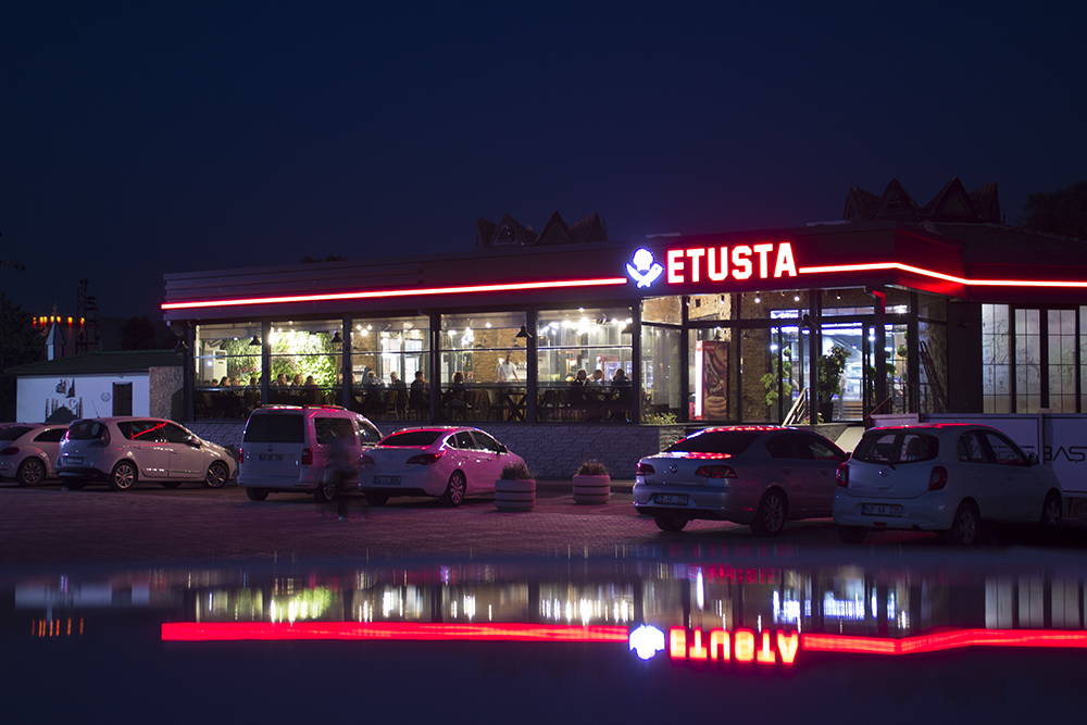 ETUSTA (BAŞTAŞ GRUP) mekanı