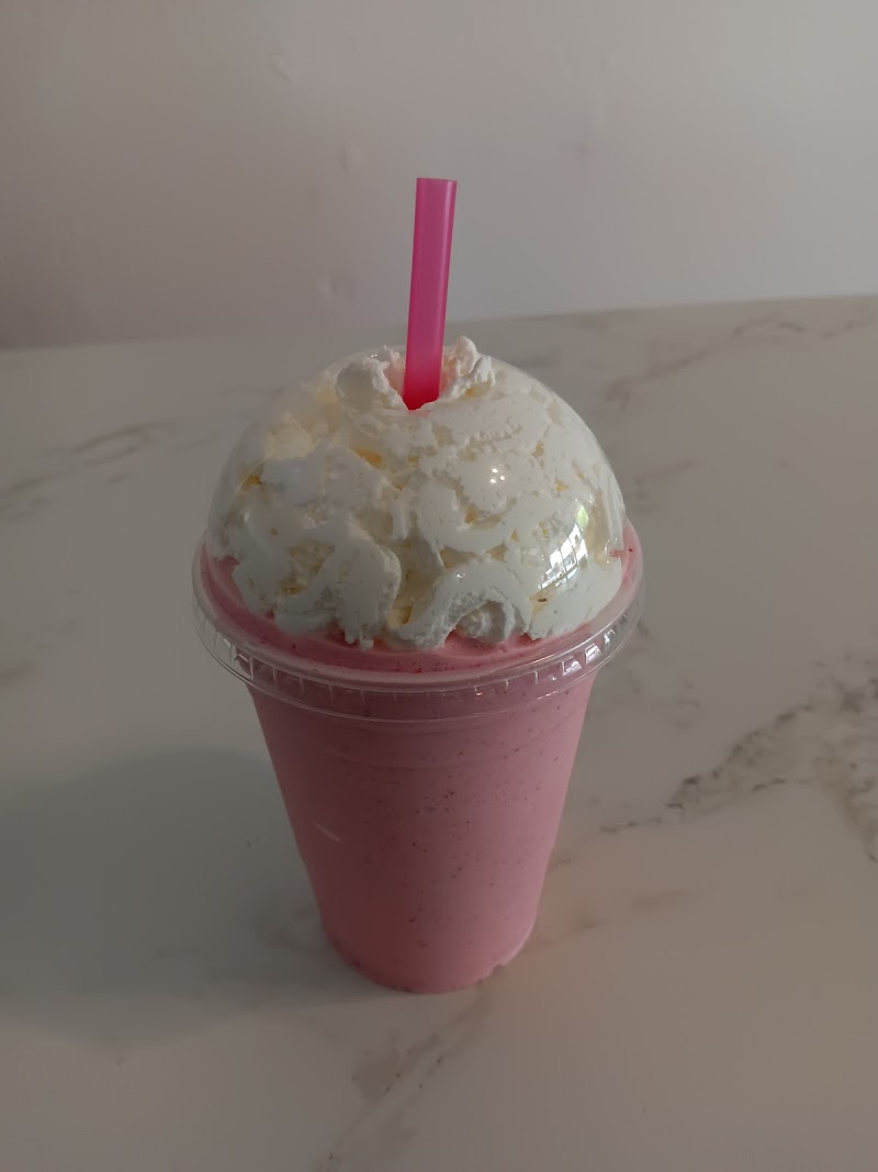 L&E Café & More photo 3