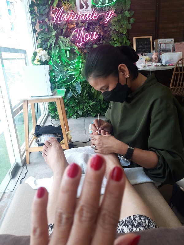 Belle & Stacy Nails + Cafe