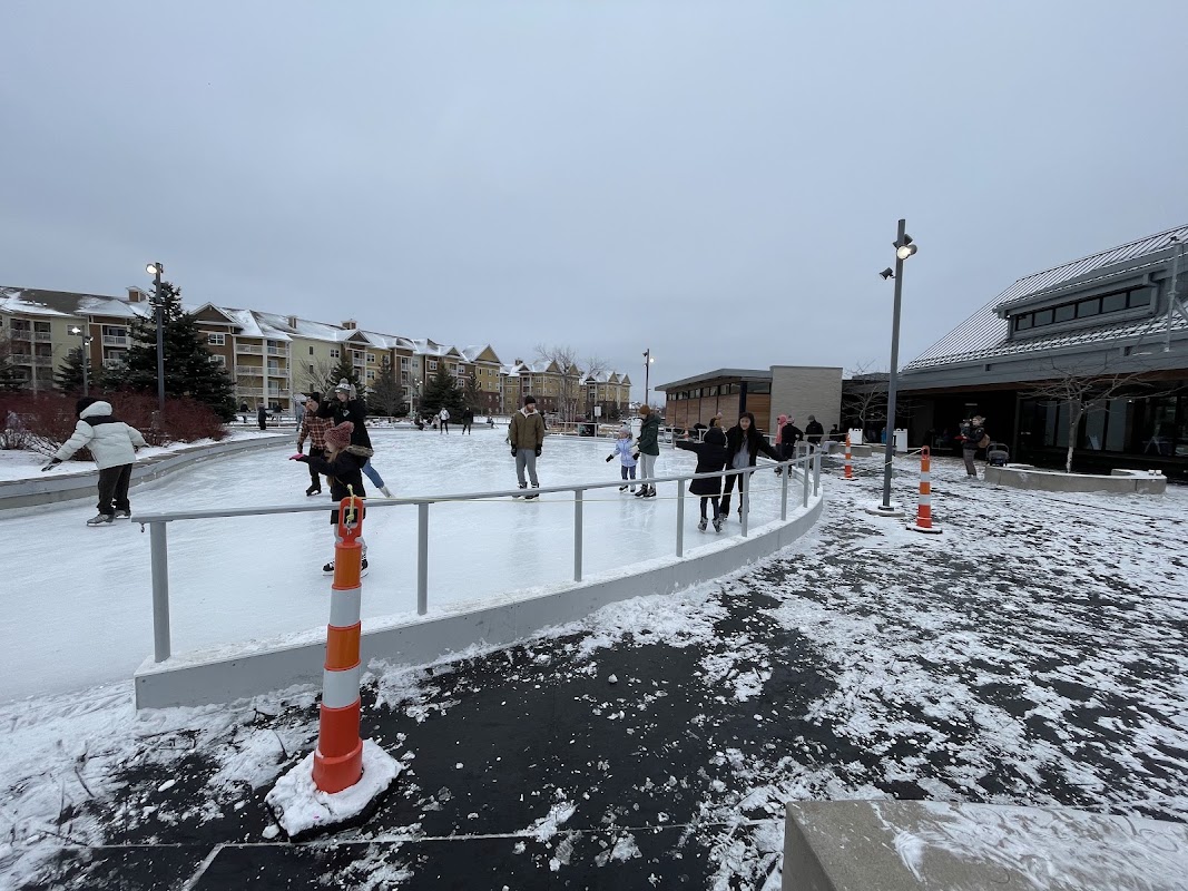 Central Park Ice Skating Loop exterior — Maple Grove, United States