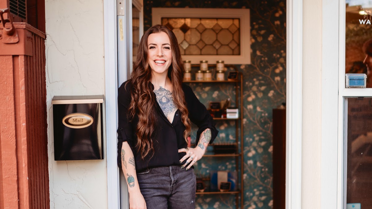 Valley Roots Studio tattoo parlor in Everett, WA