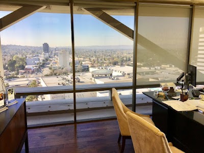 Oaks Law Firm - Car accident lawyer in Valley Village